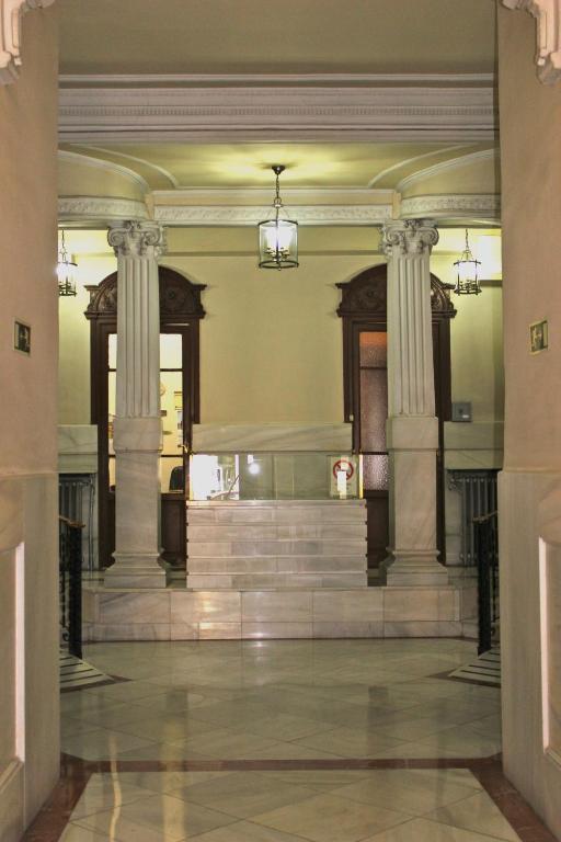 Hostal Montecarlo Madrid Esterno foto